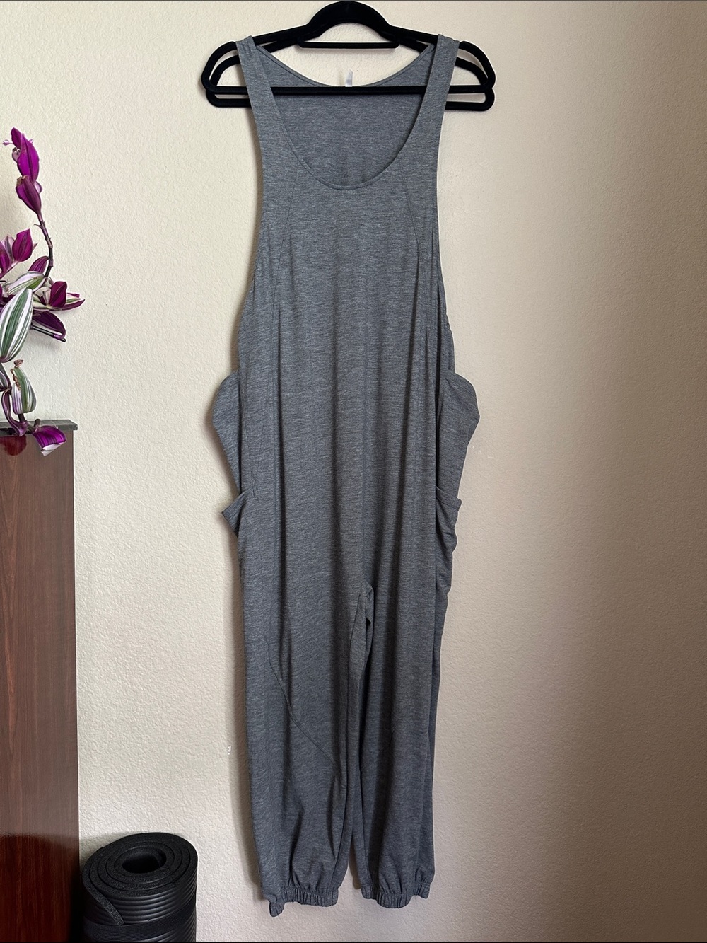 Halara Gray Sleeveless Jumpsuit